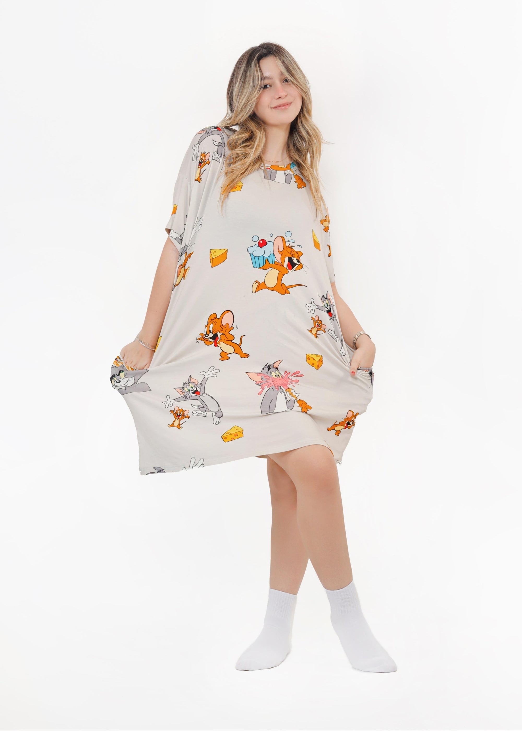 Tom & Jerry Boyfriend Tee - THE PLUFFIES