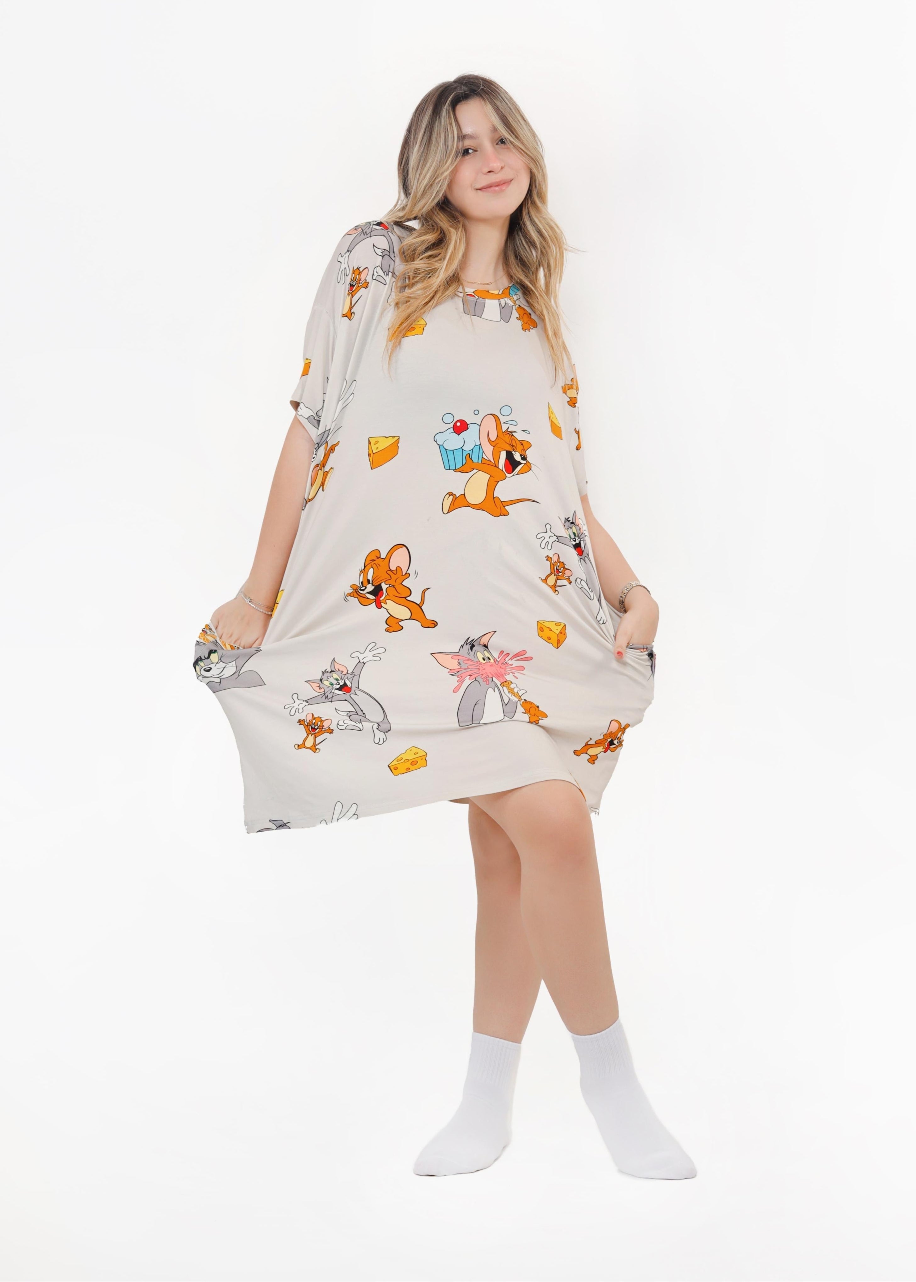 Tom & Jerry Boyfriend Tee - THE PLUFFIES